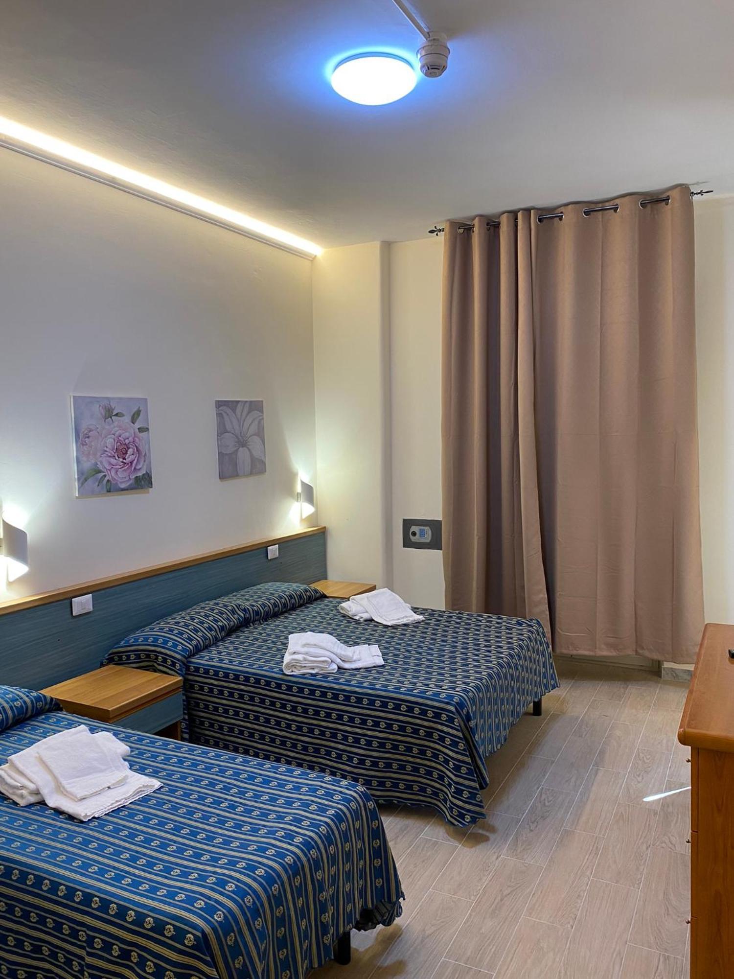 Albergo Athena Рим Екстер'єр фото
