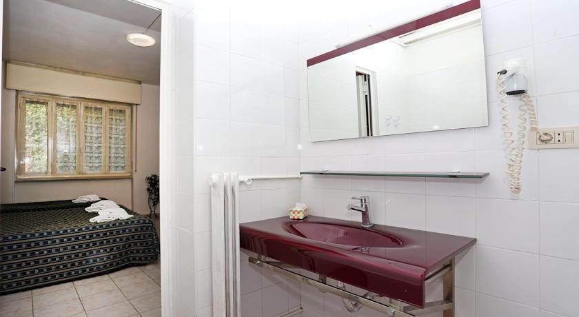 Albergo Athena Рим Екстер'єр фото